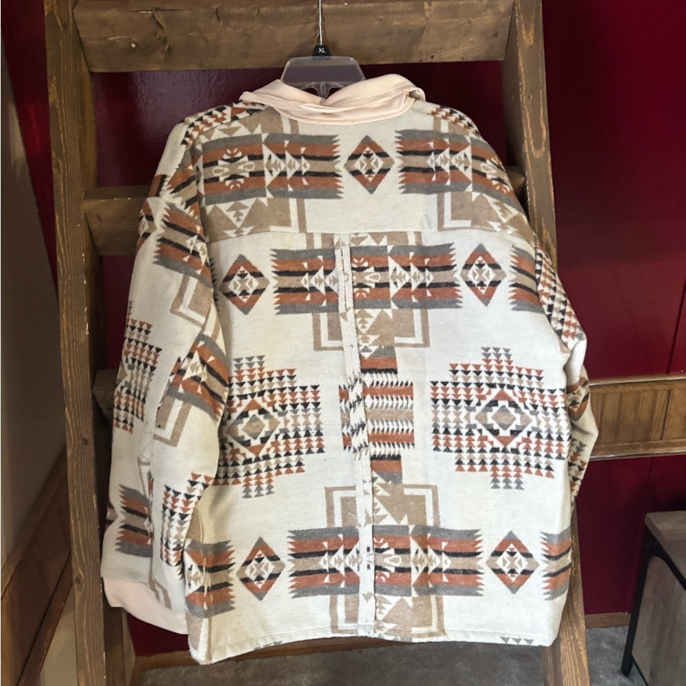 Aztec 1/4 Button-Up Jacket - Picture 2 of 3